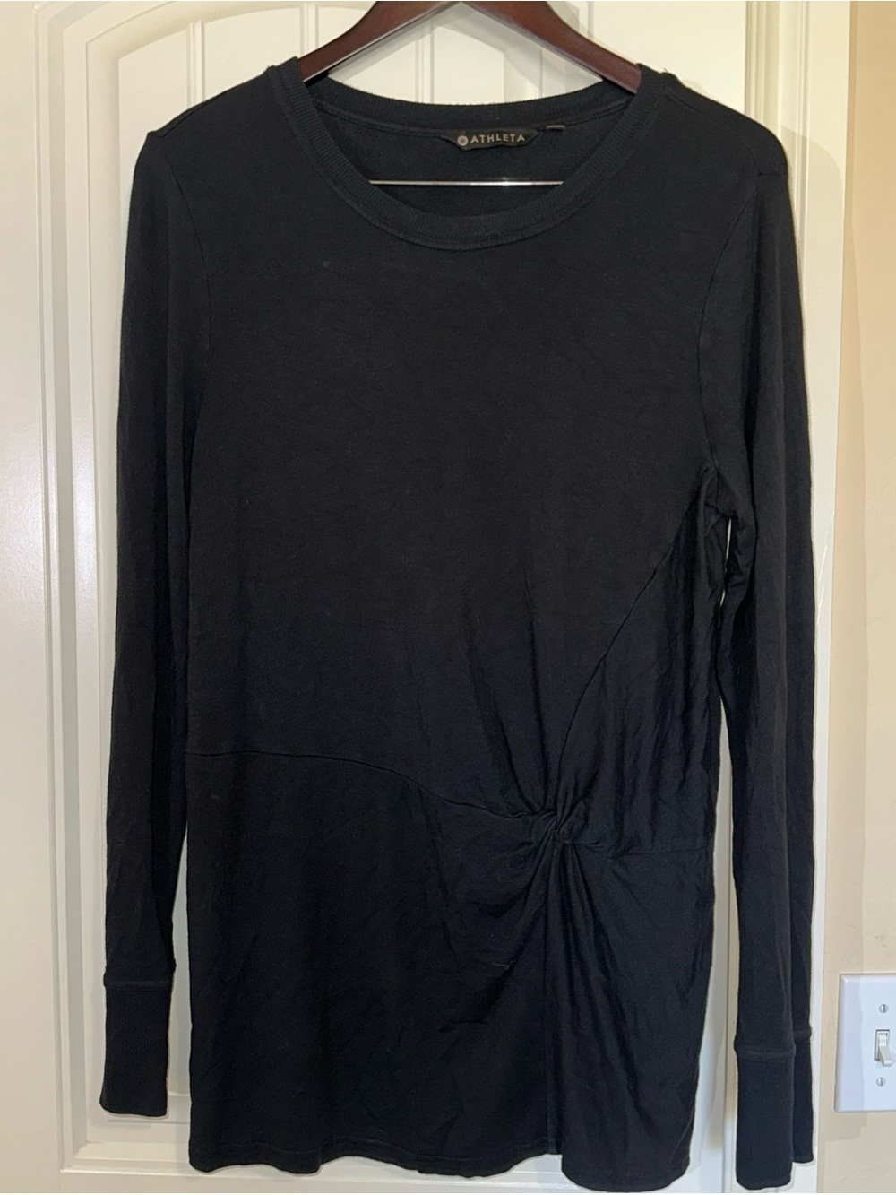Athleta Nirvana Twist Front Sweatshirt M